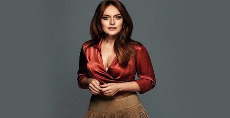 Ezgi Mola: Aşkı Geri Plana Atmadım!