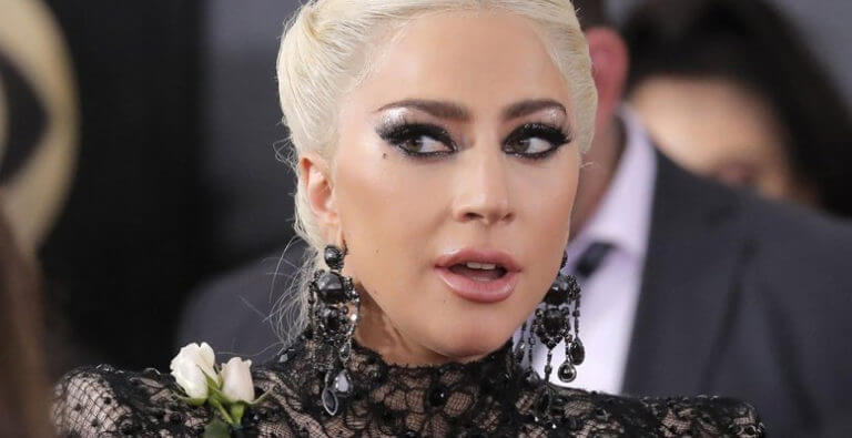 lady-gaga-hollywood-gecesi