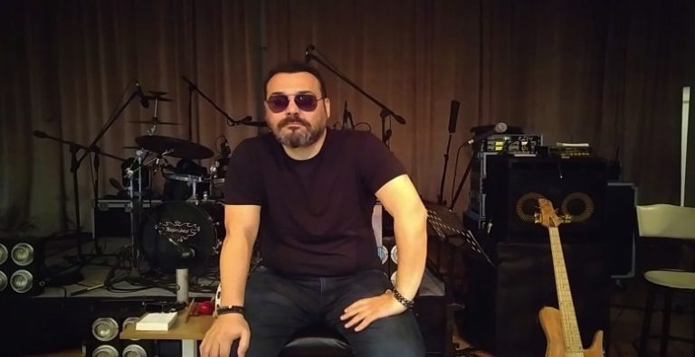 Yaşar Günaçgün Kimdir