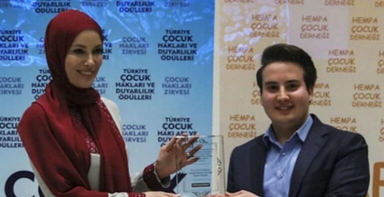 Gamze Özçelik’in Tesettürlü Son Hali!