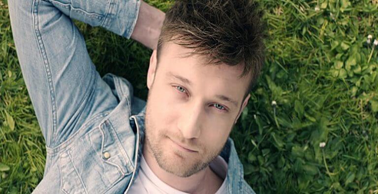 Ozan Ünlü “Oyna” İle Müzikseverlerle Buluşuyor!