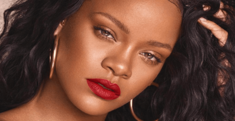 Rihanna Kimdir?