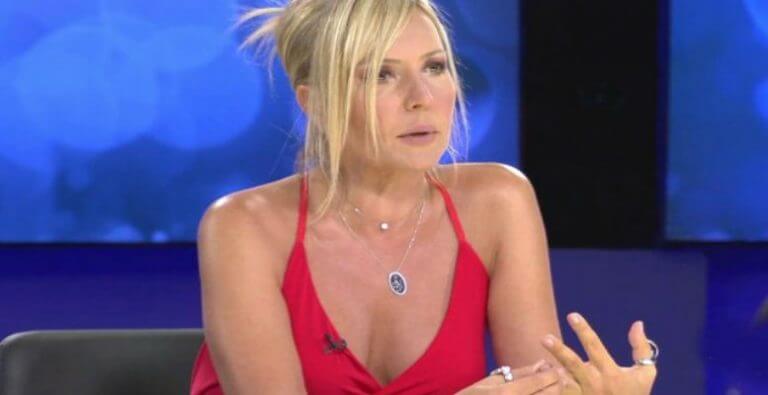 Seda Akgül’ün programdan ayrılmasıyla yerine Nur Tuğba Namlı geldi. Seda Akgül Neler Oluyor Hayatta'dan Neden Ayrıldı?