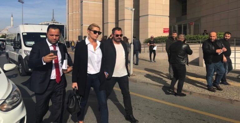 Sıla Kendi Kendini mi Morarttı?