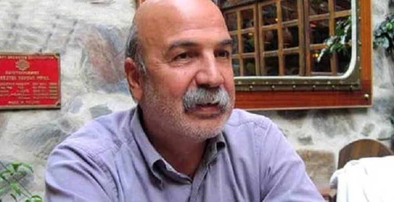 Altan Gördüm Kimdir?