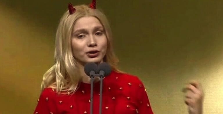 Aleyna Tilki’nin Bir Dergahta İnzivaya Çekilmesi Lazım!