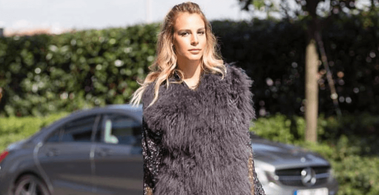 Aslışah Alkoçlar Kimdir?