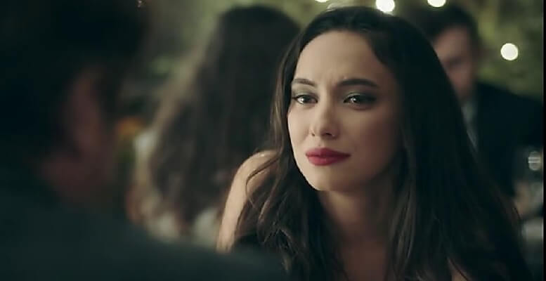 Duygu Sarışın neden utandı