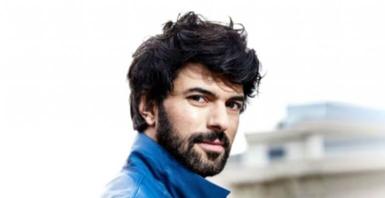 Engin Akyürek Sevgisi Sınırları Aştı!