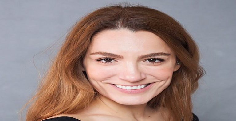 Gökşen Ateş Kimdir?