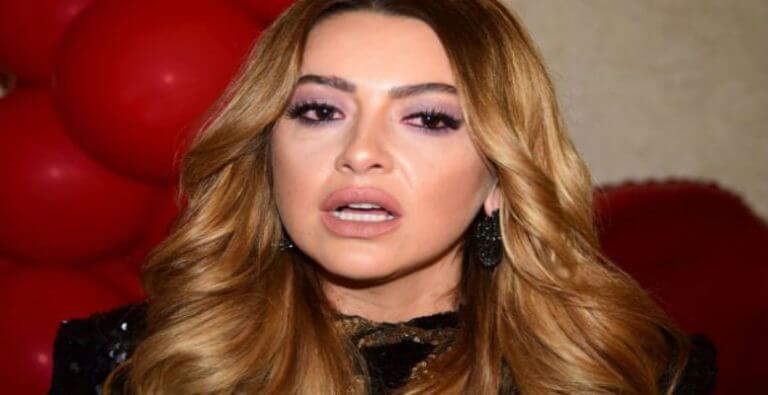 Ekranda Giyimine Dikkat Eden Hadise, Sosyal Medya Paylaşımlarıyla Ağızları Açık Bıraktı