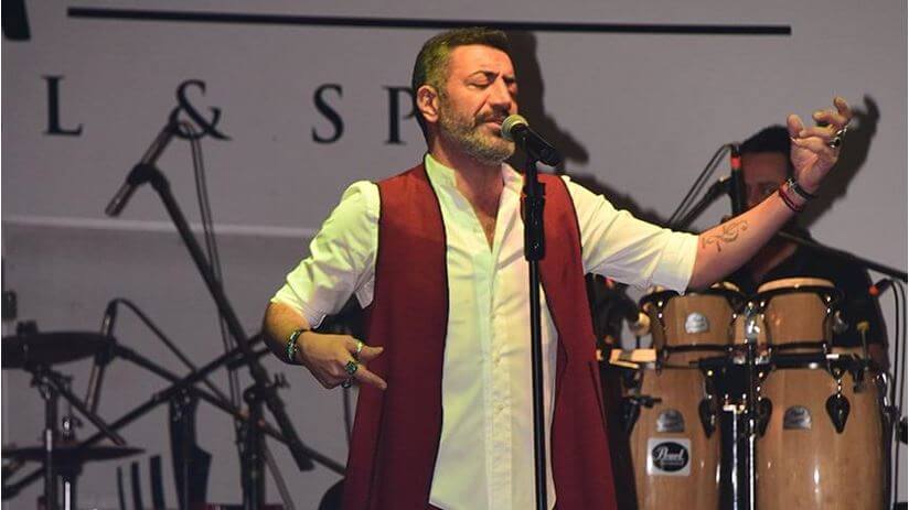 Hakan Altun, kendisini izlemeye gelen hayranlarına unutulmaz bir gece yaşattı