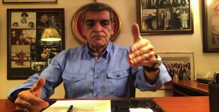 Sacit Aslan Hakan Ural’ı Topa Tuttu!