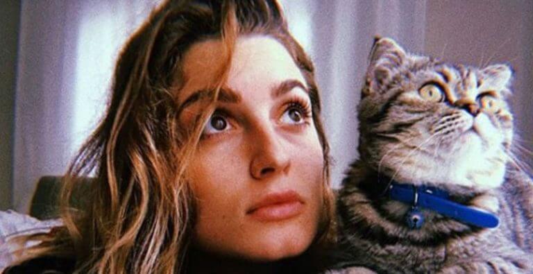 Survivor Yağmur Sosyal Medya Hesabından Yaptığı Paylaşımlara Beğeni Yağmuru!