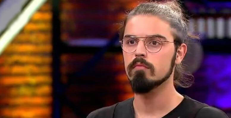 Uğur Kardaş Kimdir