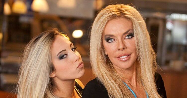 Ahu Tuğba, kızı Anjelik'e özel röportaj verdi