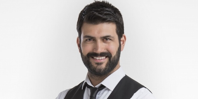 Derda Yasir Yenal Kimdir