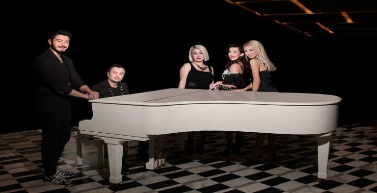 Şehrazat en kıymetli şarkısını Orka Orkestra’sına verdi!