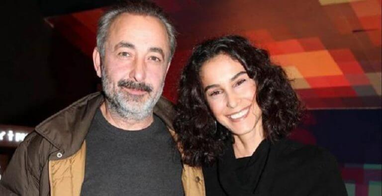 Arzum Onan Ve Mehmet Aslantuğ’dan Yeni Yıl Paylaşımı!