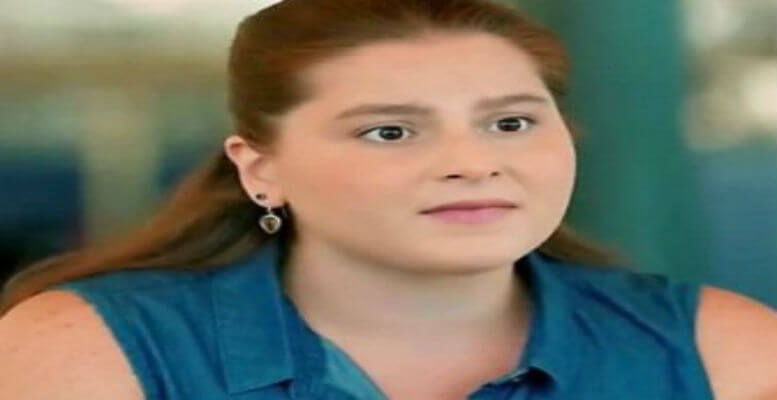 Elçin Efecan Kimdir?