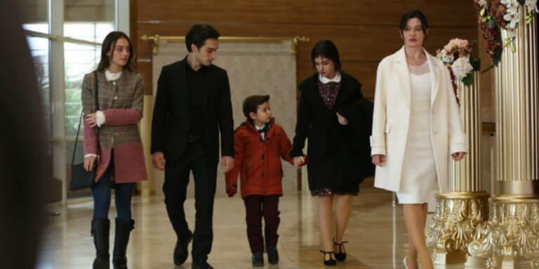 Gülperi Dizisinin Son Bölümünde Gülperi Şok Üstüne Şok Yaşadı!