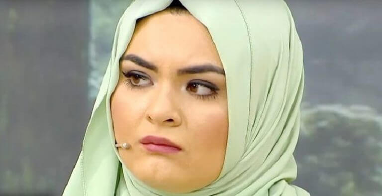 Gelin adayı Hanife takipçilerine hakaret etti