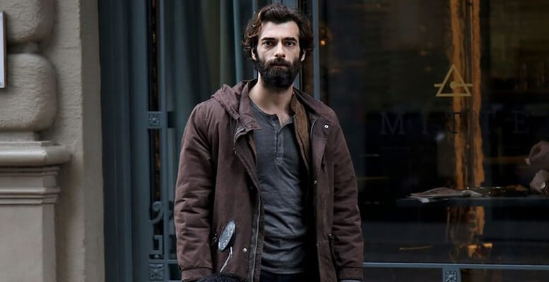 ilker-kaleninin-yeni-tarzi-olay-yaratti