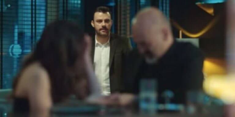 İstanbullu Gelin Yeni Bölümde Fikret İpek ve Okan’ı Samimi Bir Şekilde Görüyor!