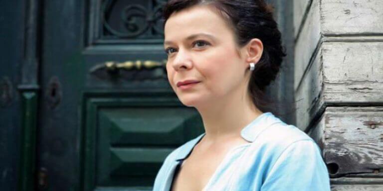 Zeynep Kaçar Kimdir?