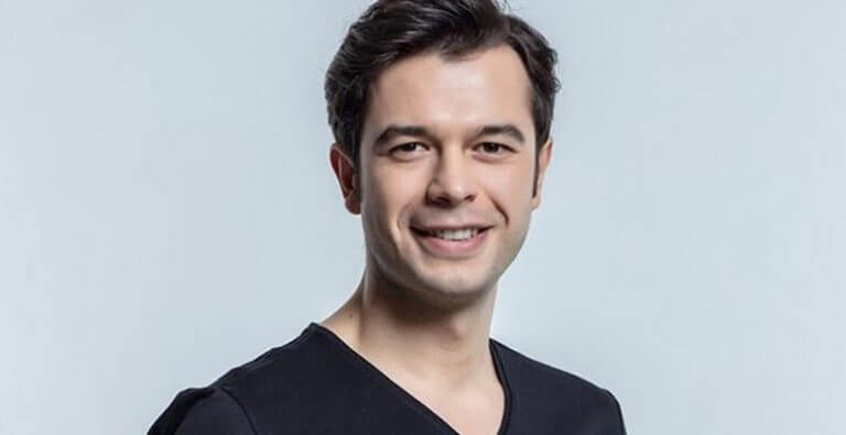 Atakan Çelik Kimdir?