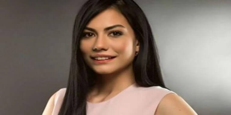 Demet Özdemir'in Doğum Gününde Karavanını Güllerle Kim Kapladı?