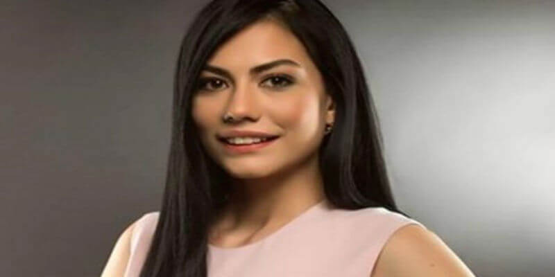 Demet Özdemir'in Doğum Gününde Karavanını Güllerle Kim Kapladı?