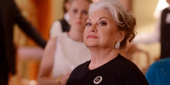 Kadriye Kenter kimdir?