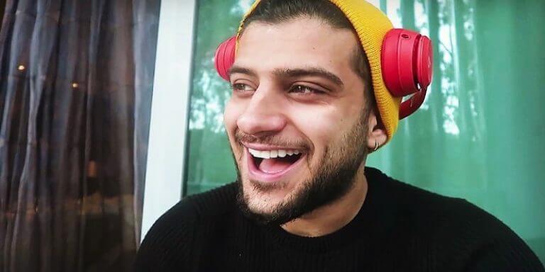 Reynmen: Cem Yılmaz Annemin Kuzeni!