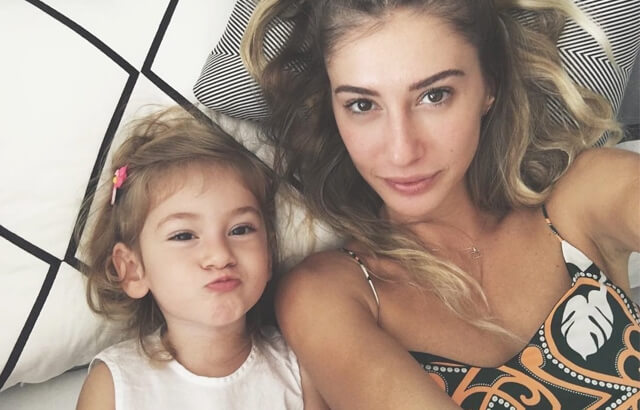 Şeyma Subaşı, kızı Melisa'nın velayeti hakkında basın açıklaması yaptı. 