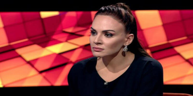 Buket Aydın'ın Estetiksiz Fotoğrafları Şoka Uğrattı!