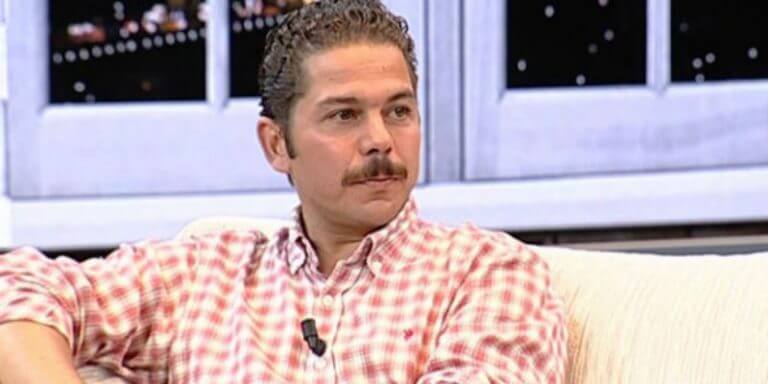 Atılay Uluışık Kimdir?