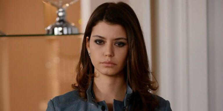 Beren Saat’in Son Paylaşımı Çok Konuşulacak! Hayatta Kalacağım!