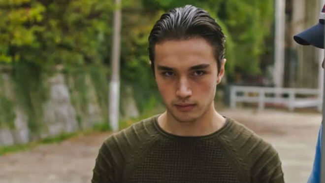 Gülperi Eyüp'ün Elinde