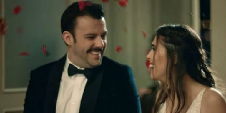 İstanbullu Gelin 75. Bölüm Fragmanı İzle! Fikret İle İpek Arasında Süpriz Gelişme!