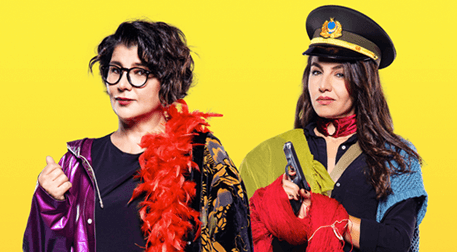 Başarılı oyuncu Devrim Yakut, Manik Atak isimli oyunuyla tiyatro severlerle buluşuyor.