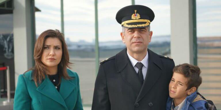 Nöbet Dizisi 3. Bölüm Fragmanı İzle! Yiğit Yüzbaşı Karısının İntikamını Alıyor!