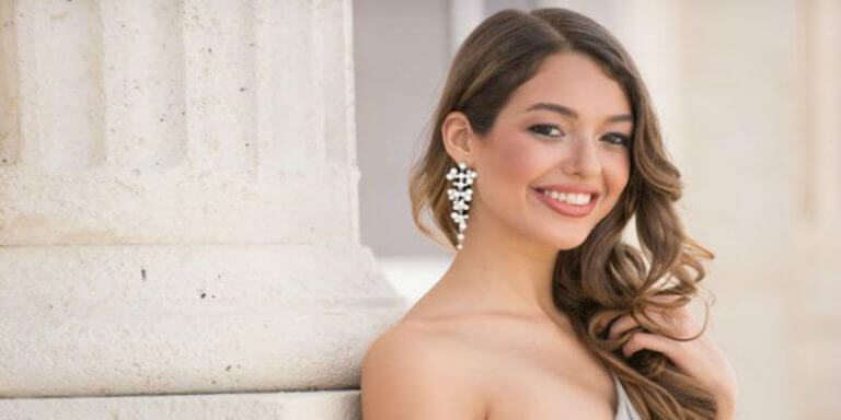 Dilan Çiçek Deniz'den Şaşırtıcı Yanıt, Beşiktaşlı Futbolcu'dan Gelen Mesaj İddialarını Yanıtladı