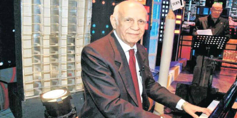 Piyanist ve Yorumcu Şevket Uğurluer'in, Cenazesinde Sevenleri Yalnız Bırakmadı