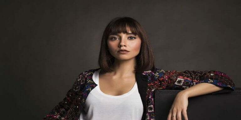 Tuğçe Kumral Kimdir?