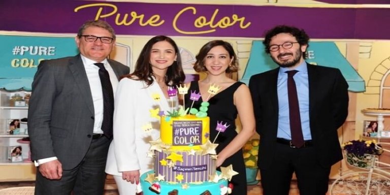 Renkli Lansmanda Ünlüler Geçidi Yaşandı