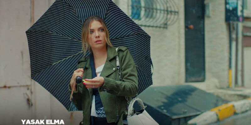 Yıldız Ender'in Büyük Bir Sırrını Öğreniyor