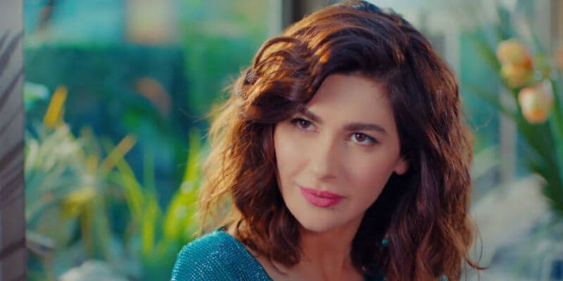 Şahika Halit'e Kur Yapıyor