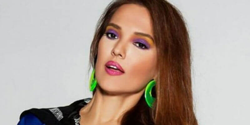 Demet Akalın ' Namusumla Dalga Geçirmem'