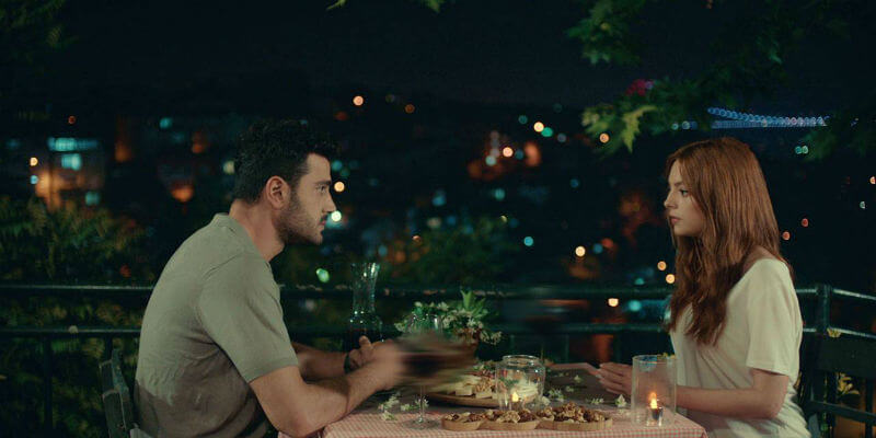 Yasemin'e Süpriz Evlenme Teklifi